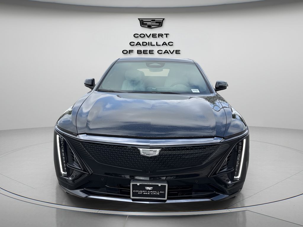Vehicle image 3 of 41
