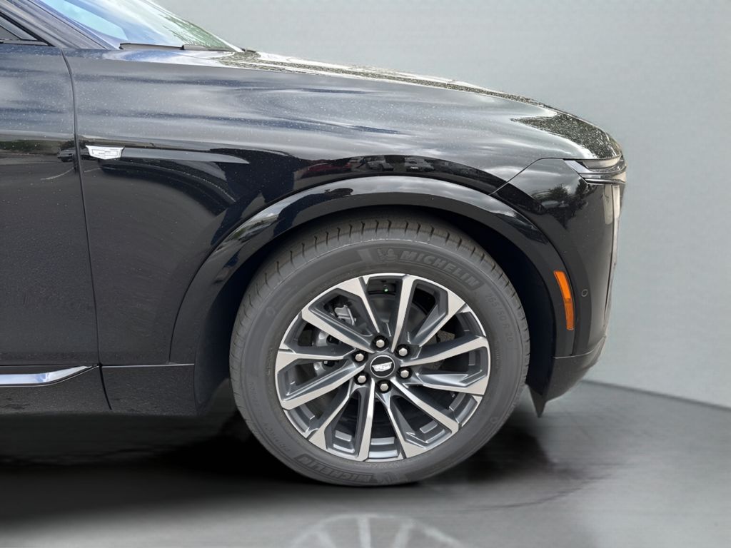 Vehicle image 11 of 41