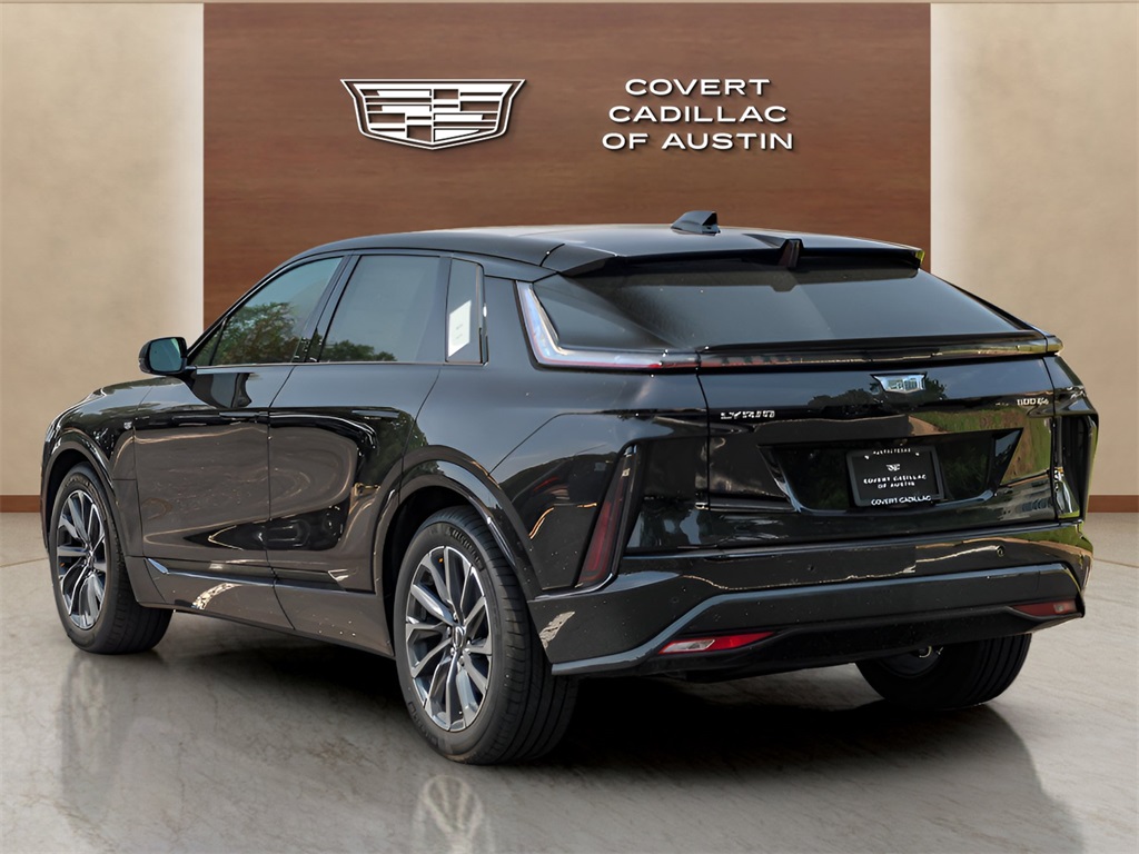Vehicle image 4 of 26