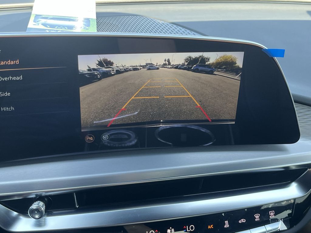 2025 Cadillac LYRIQ Sport Image 15 of 28