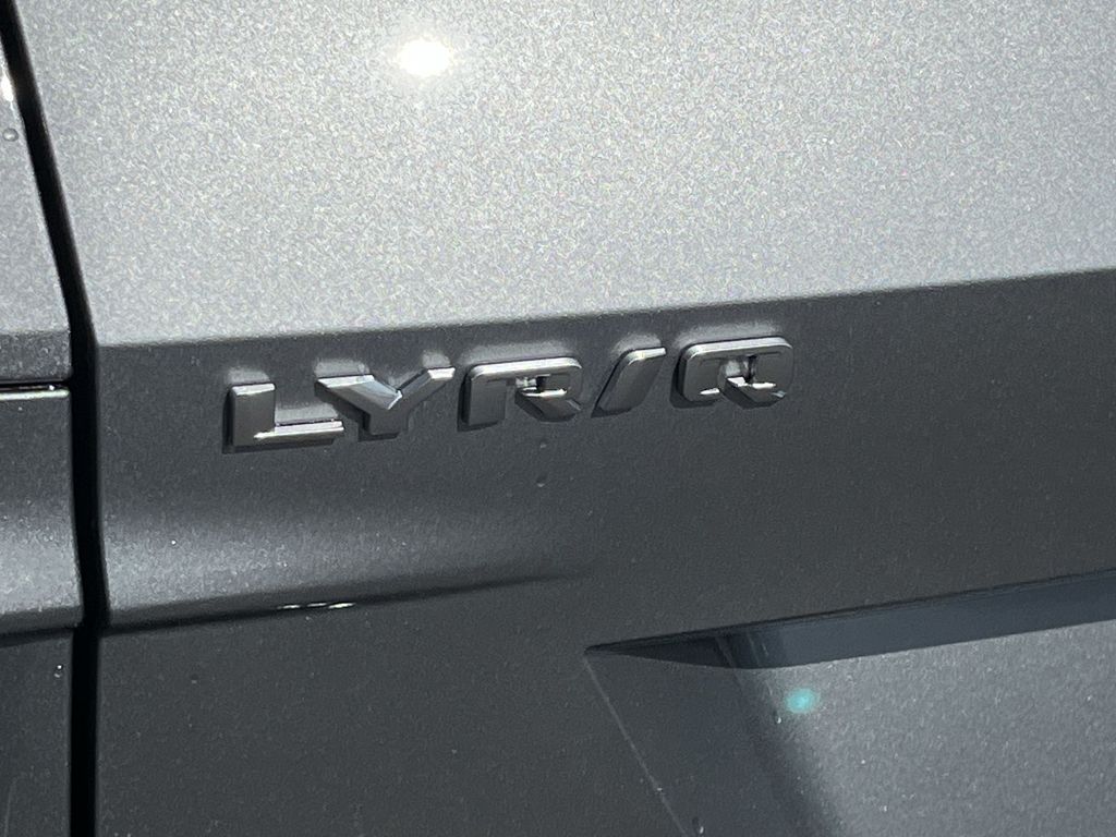 2025 Cadillac LYRIQ Sport Image 22 of 28