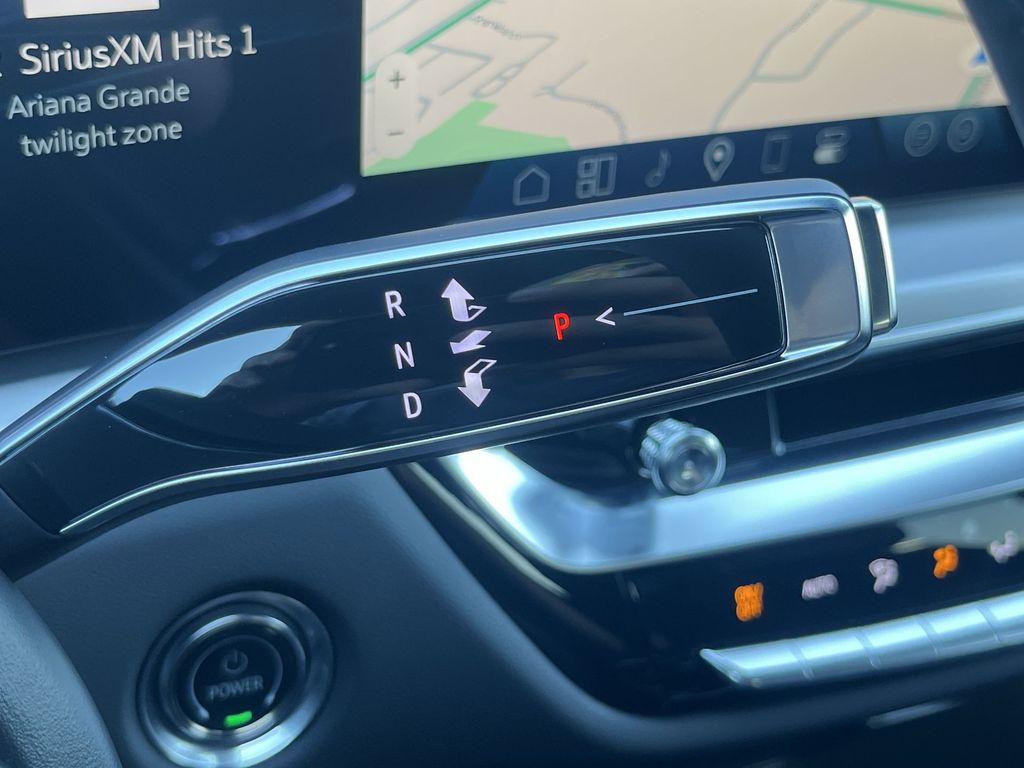 2025 Cadillac LYRIQ Sport Image 19 of 28