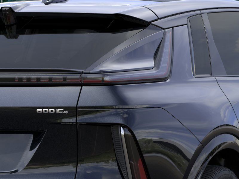 Vehicle image 12 of 26