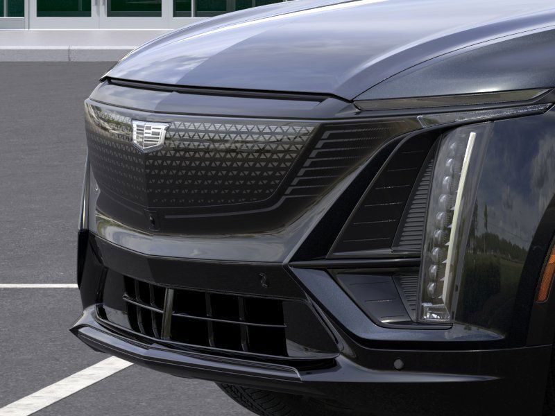 Vehicle image 14 of 26