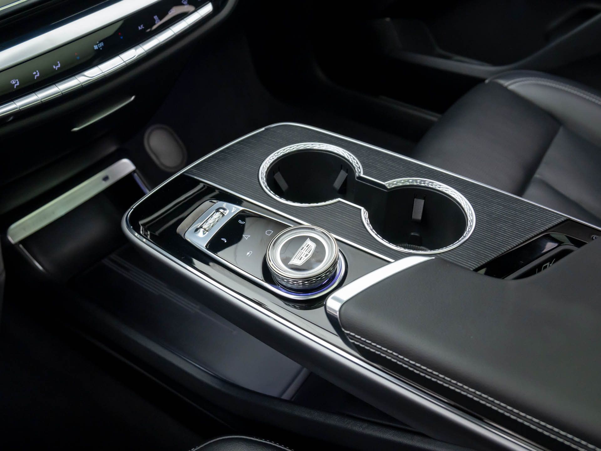 Vehicle image 13 of 39