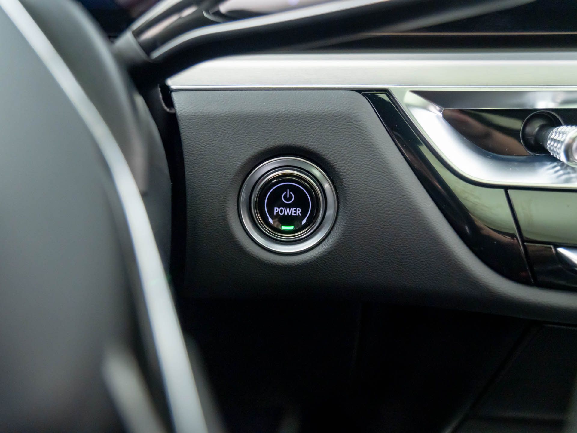Vehicle image 20 of 39