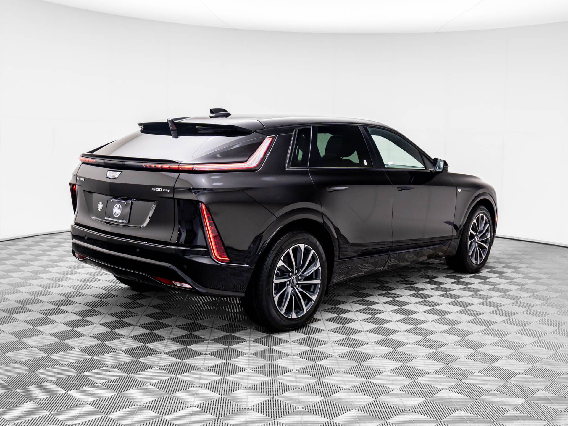 Vehicle image 6 of 39