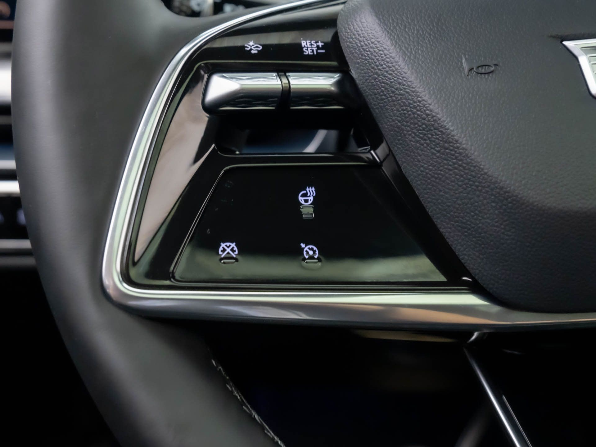 Vehicle image 29 of 39