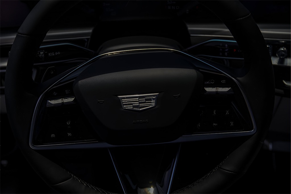 Vehicle image 16 of 25