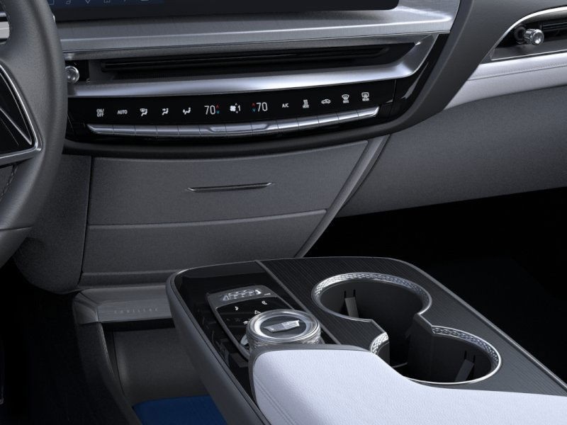 Vehicle image 24 of 25