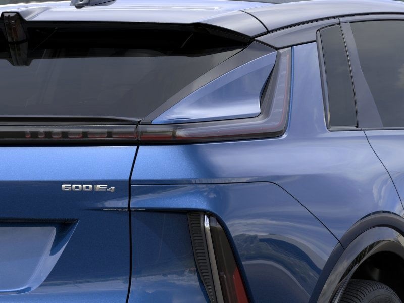 Vehicle image 13 of 25