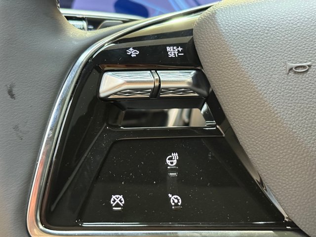 2025 Cadillac LYRIQ Sport Image 44 of 52