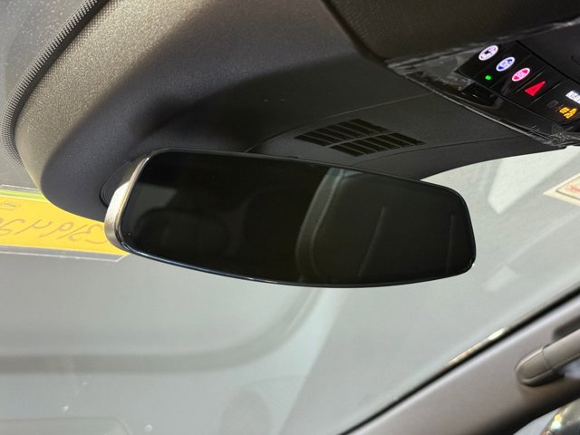 2025 Cadillac LYRIQ Sport Image 47 of 52