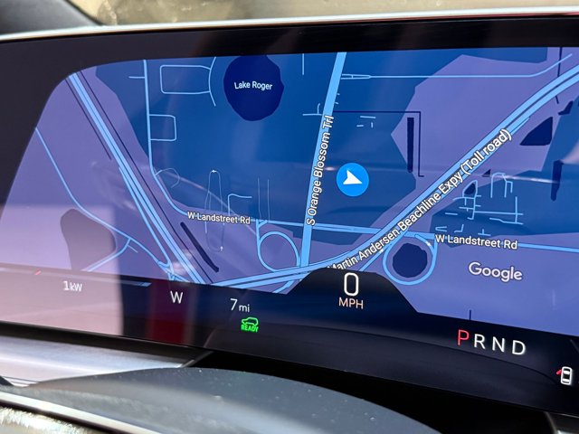 2025 Cadillac LYRIQ Sport Image 25 of 52