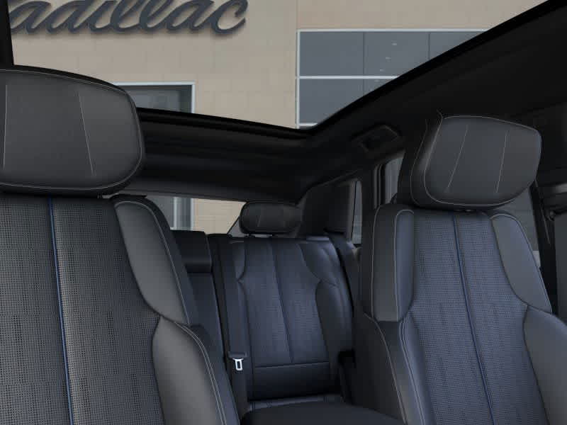 2025 Cadillac LYRIQ Sport Image 11 of 24