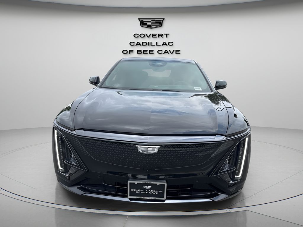 Vehicle image 3 of 39
