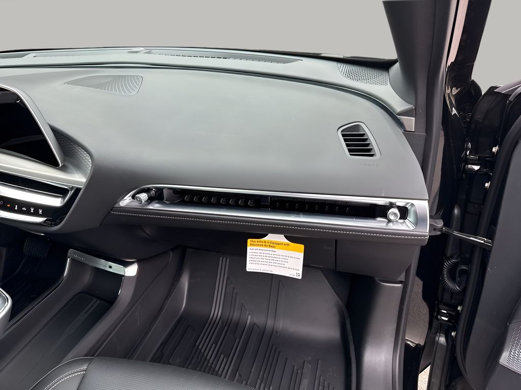 Vehicle image 12 of 39