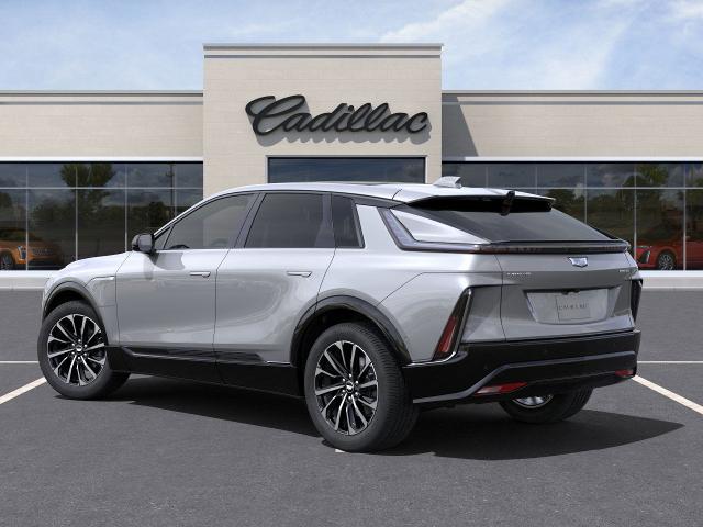 Vehicle image 12 of 39