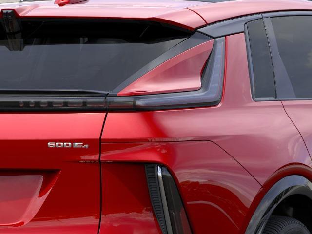 Vehicle image 11 of 24