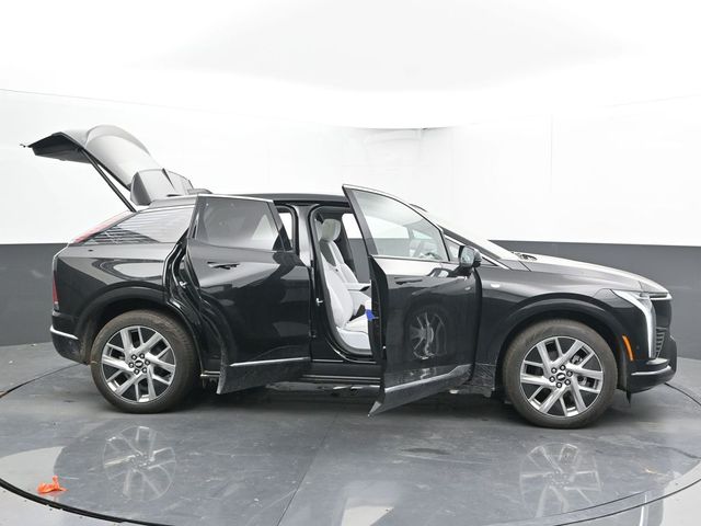 Vehicle image 22 of 67