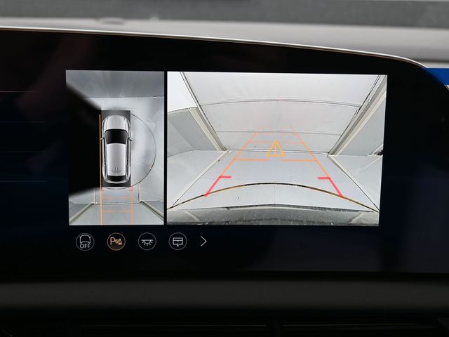Vehicle image 54 of 67
