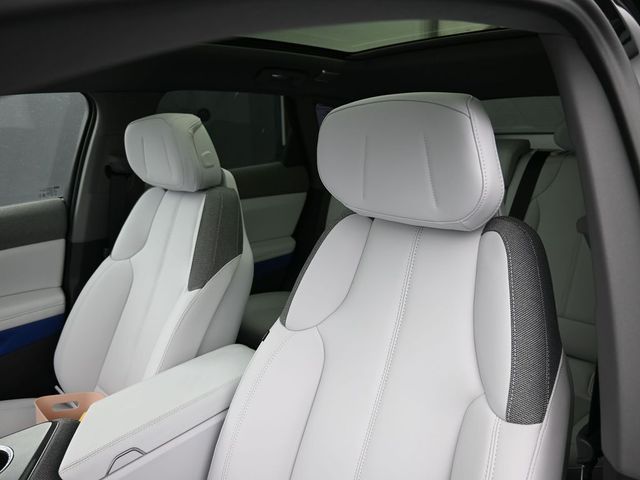 Vehicle image 55 of 67
