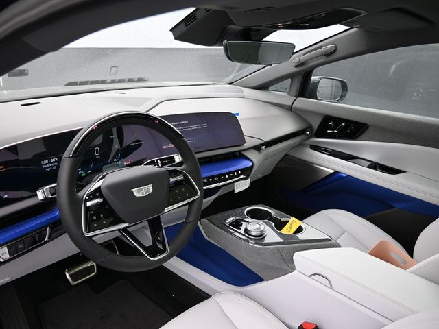 Vehicle image 60 of 67