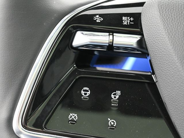 Vehicle image 49 of 67