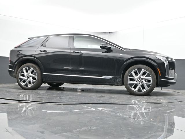 Vehicle image 18 of 67