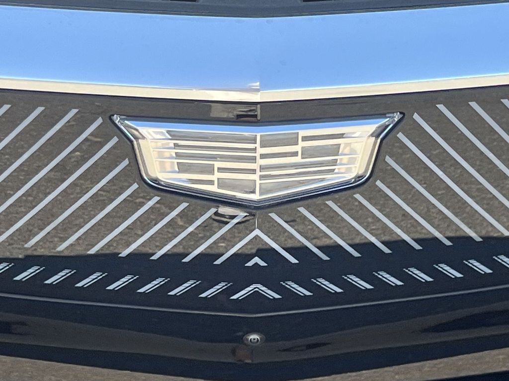 2025 Cadillac OPTIQ Luxury Image 25 of 27