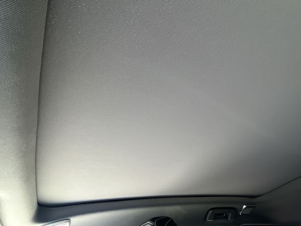 2025 Cadillac OPTIQ Luxury Image 22 of 27