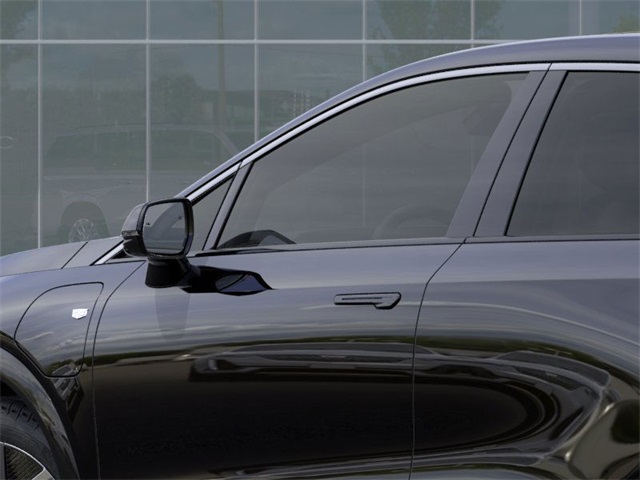 Vehicle image 12 of 24