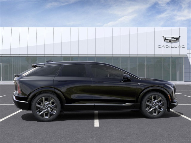 Vehicle image 4 of 24