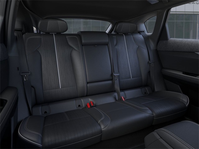 Vehicle image 17 of 24