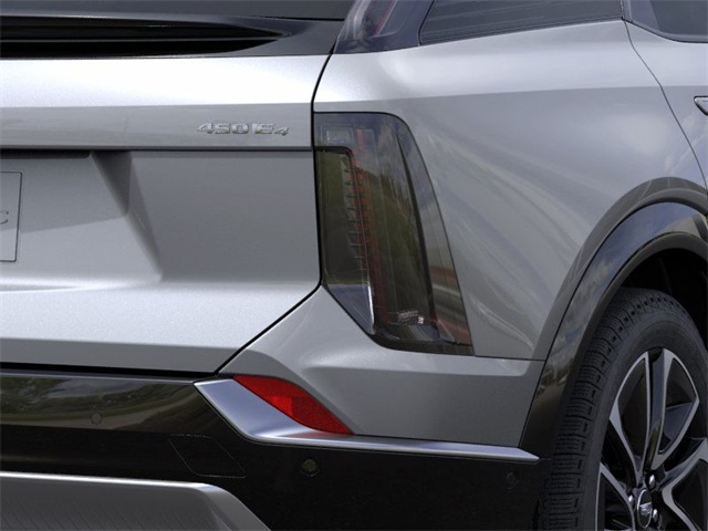 Vehicle image 11 of 24