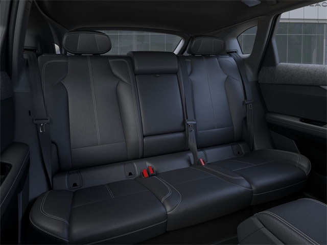 Vehicle image 17 of 24