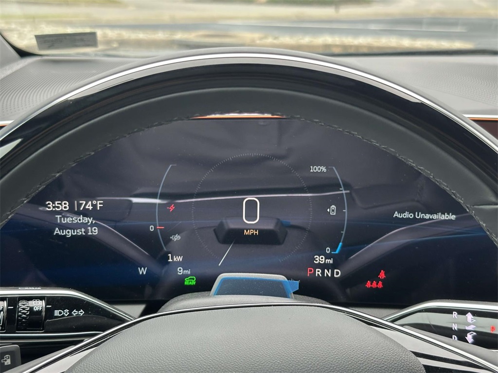 2025 Cadillac OPTIQ Sport Image 17 of 25