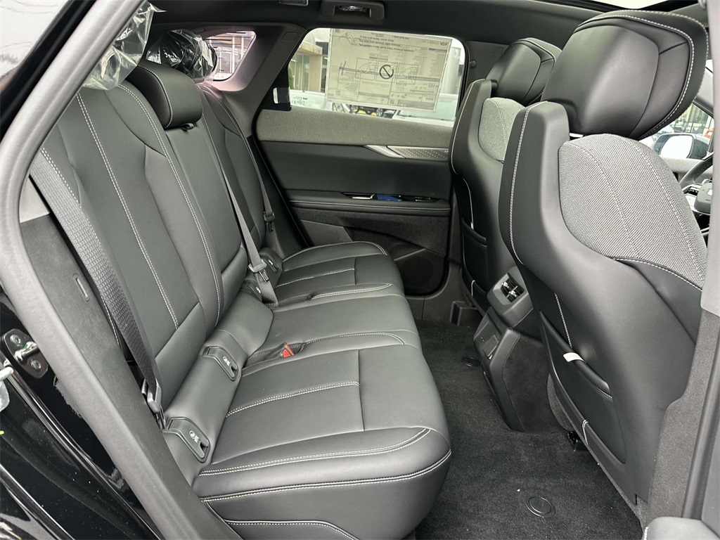2025 Cadillac OPTIQ Sport Image 10 of 25