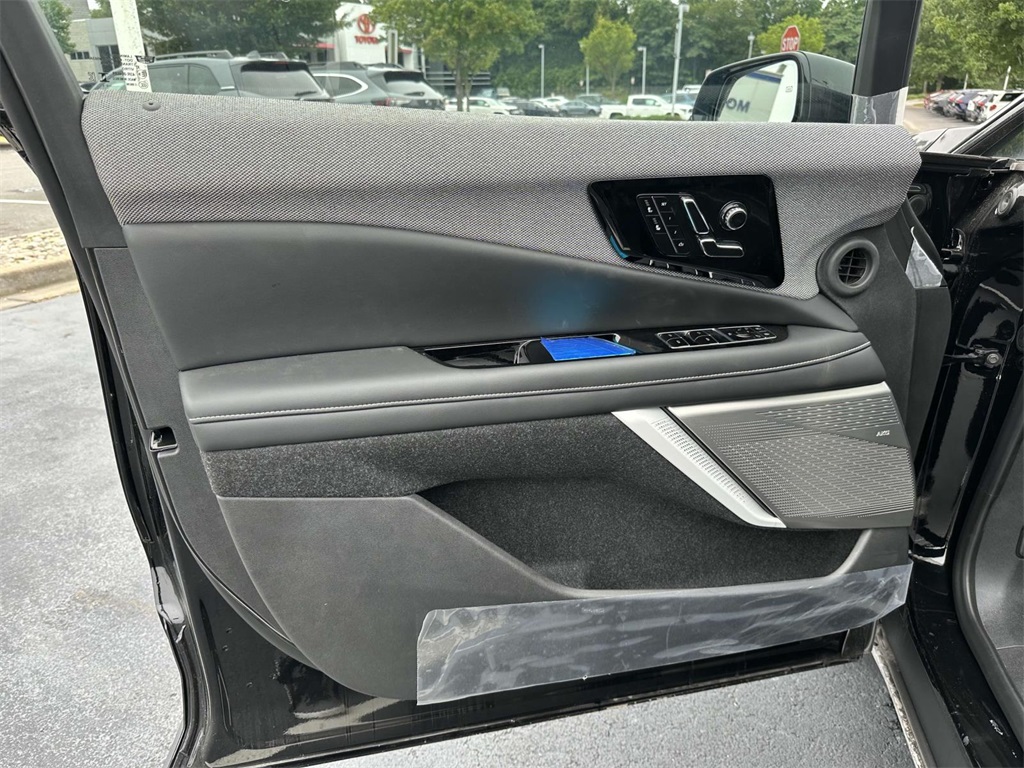 2025 Cadillac OPTIQ Sport Image 22 of 25