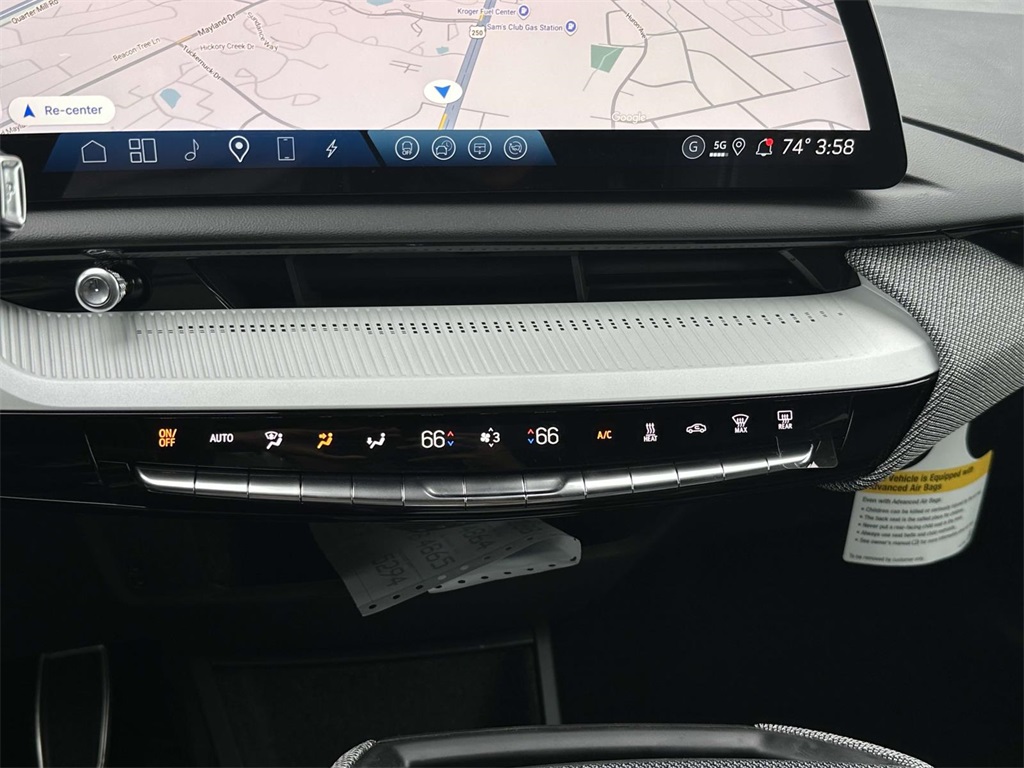 2025 Cadillac OPTIQ Sport Image 18 of 25