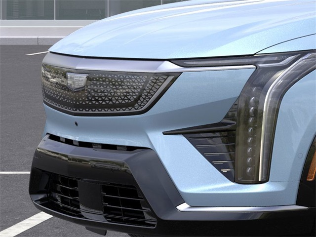 Vehicle image 13 of 24