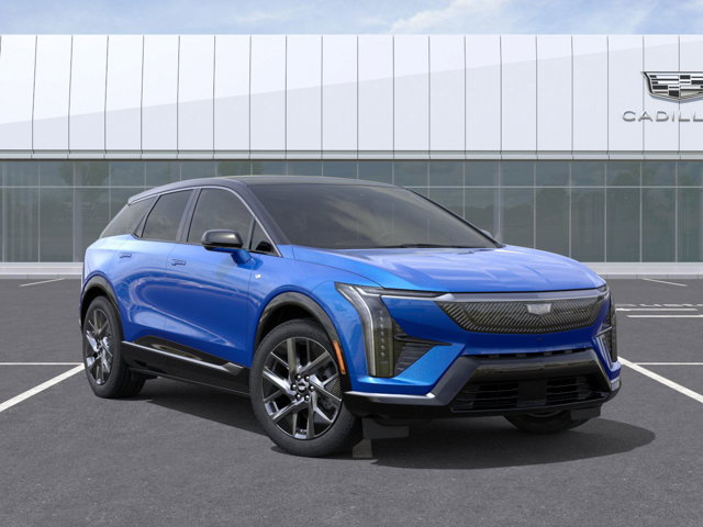 2025 Cadillac OPTIQ Luxury Image 4 of 24