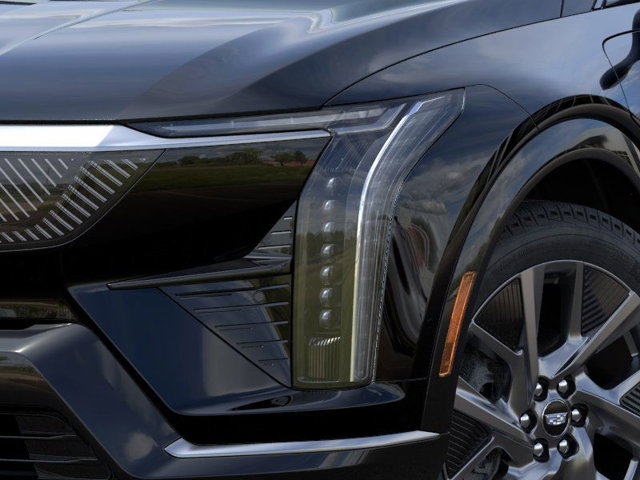 Vehicle image 10 of 24