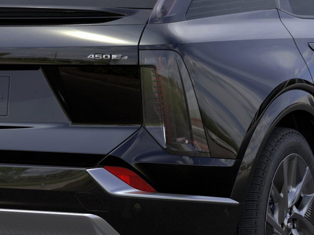 Vehicle image 11 of 24