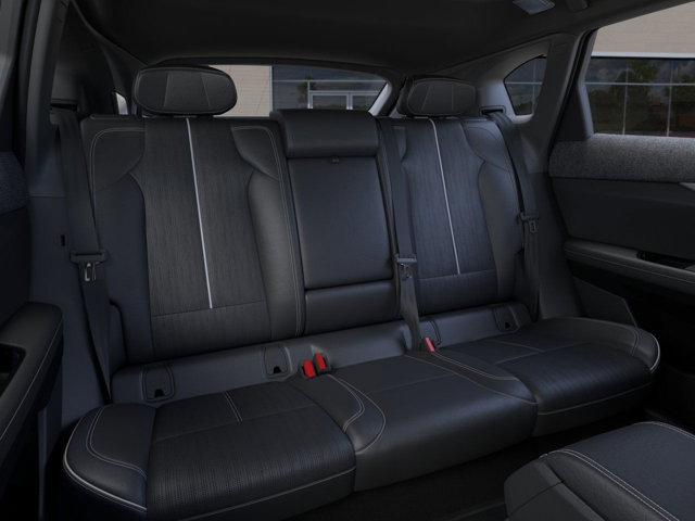 Vehicle image 17 of 24
