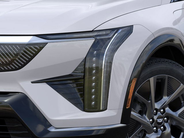 Vehicle image 10 of 24