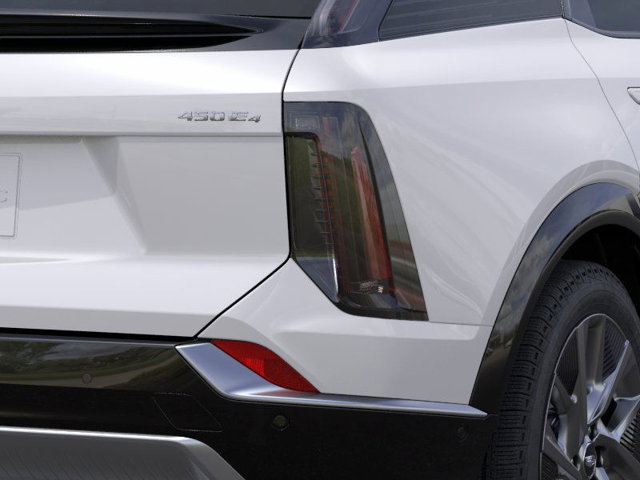 Vehicle image 11 of 24