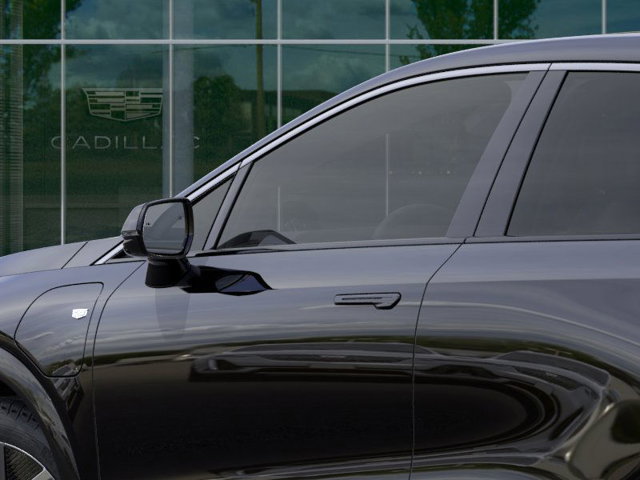 Vehicle image 12 of 24