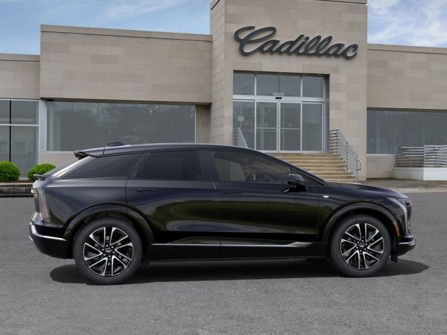 Vehicle image 6 of 24