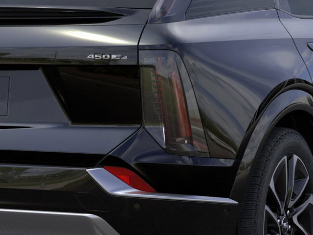Vehicle image 11 of 24
